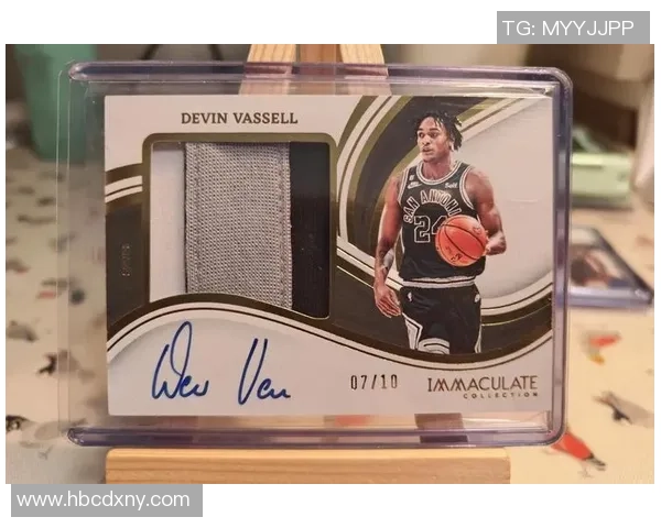 美国卡展是否有足球球星卡？收藏爱好者的热门选择与市场趋势