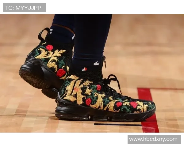 足球四大巨星必备装备全解析让你了解他们的场上必备神器