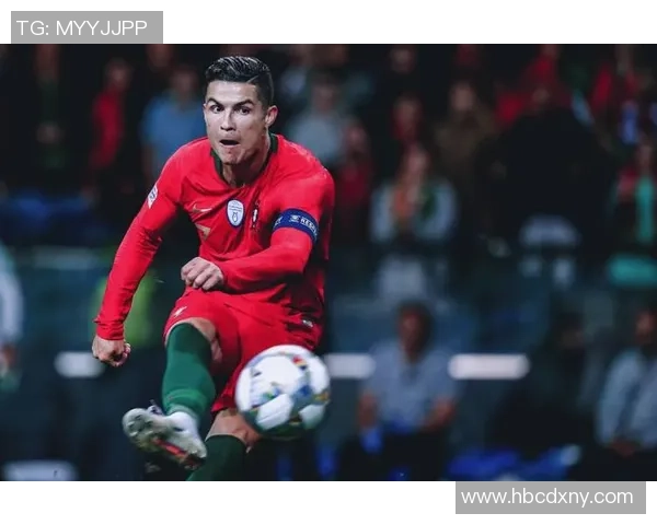 激情四溢的绿茵场 足球巨星震撼登场瞬间定格无与伦比的精彩表现 激情四溢的绿茵场 足球巨星震撼登场瞬间定格无与伦比的精彩表现